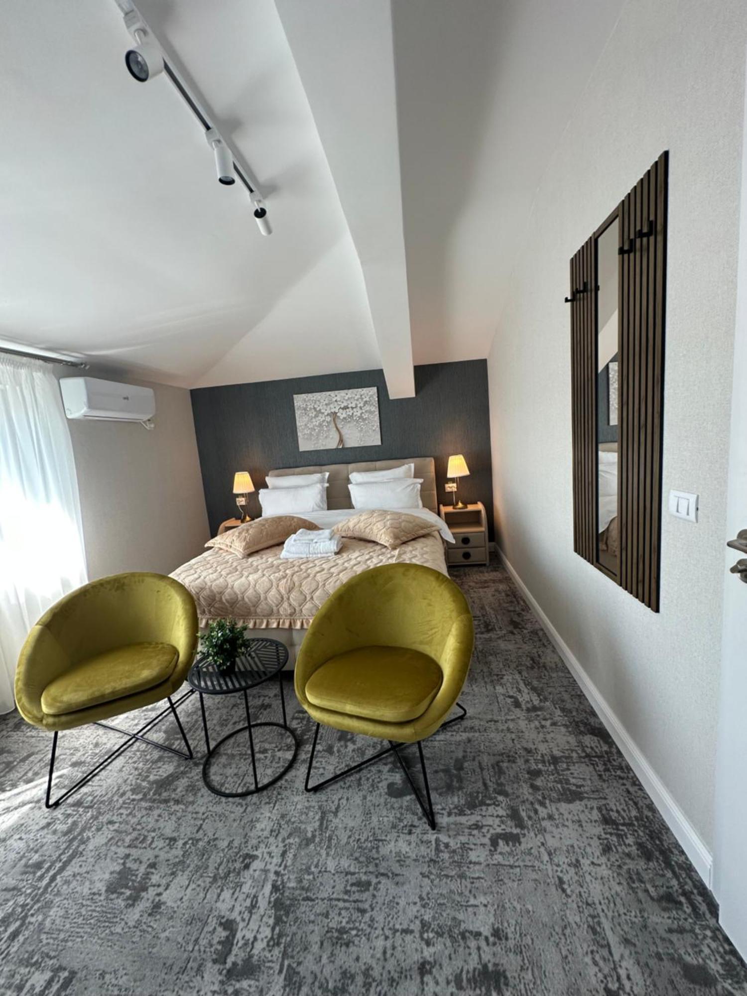 Complex Rediu 54 Luxury Apartaments Iasi Exterior photo